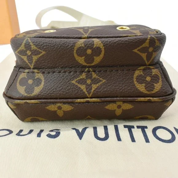 LOUIS VUITTON Utility Phone Sleeve Monogram Canvas Crossbody Bag - Picture 7 of 11